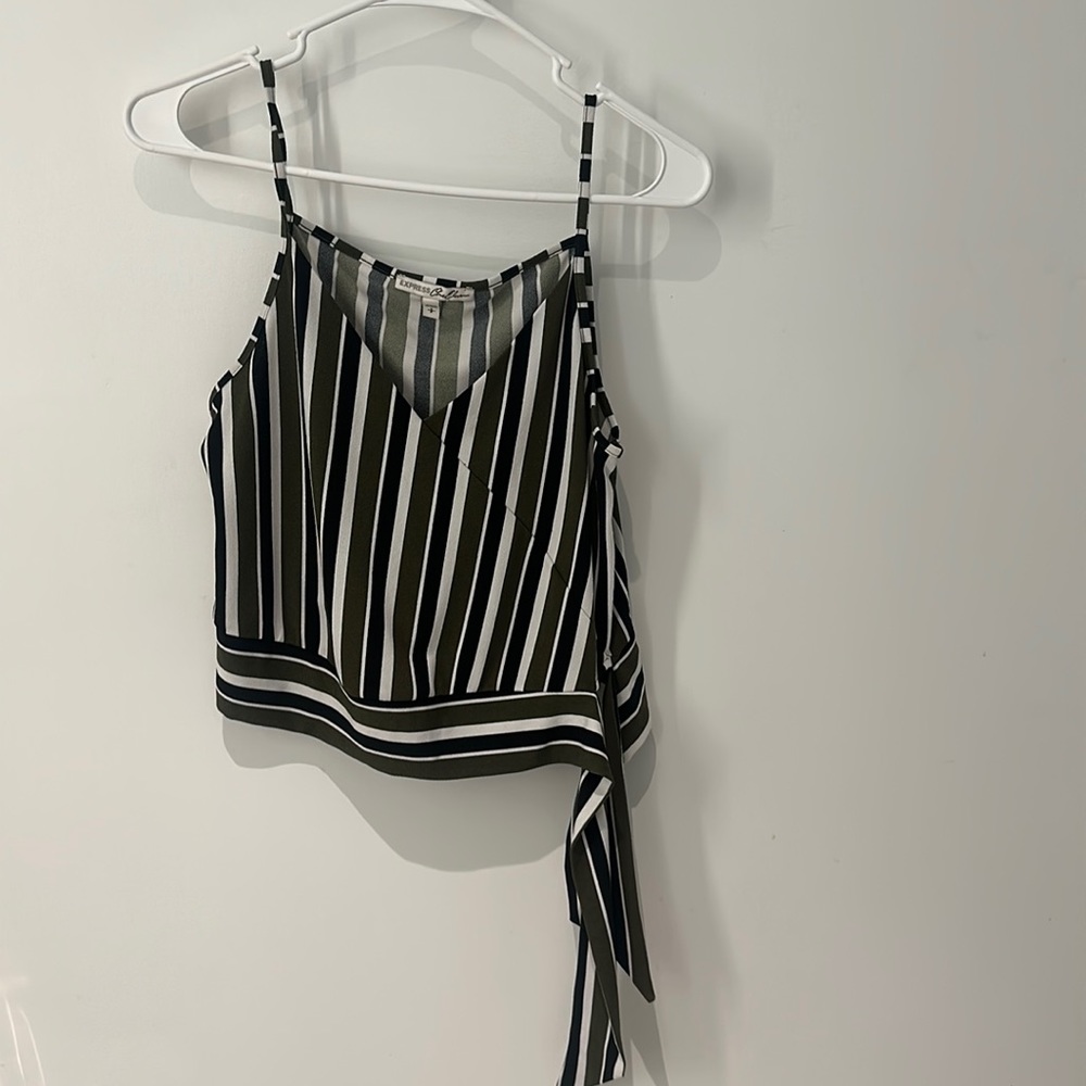 Express small shirt